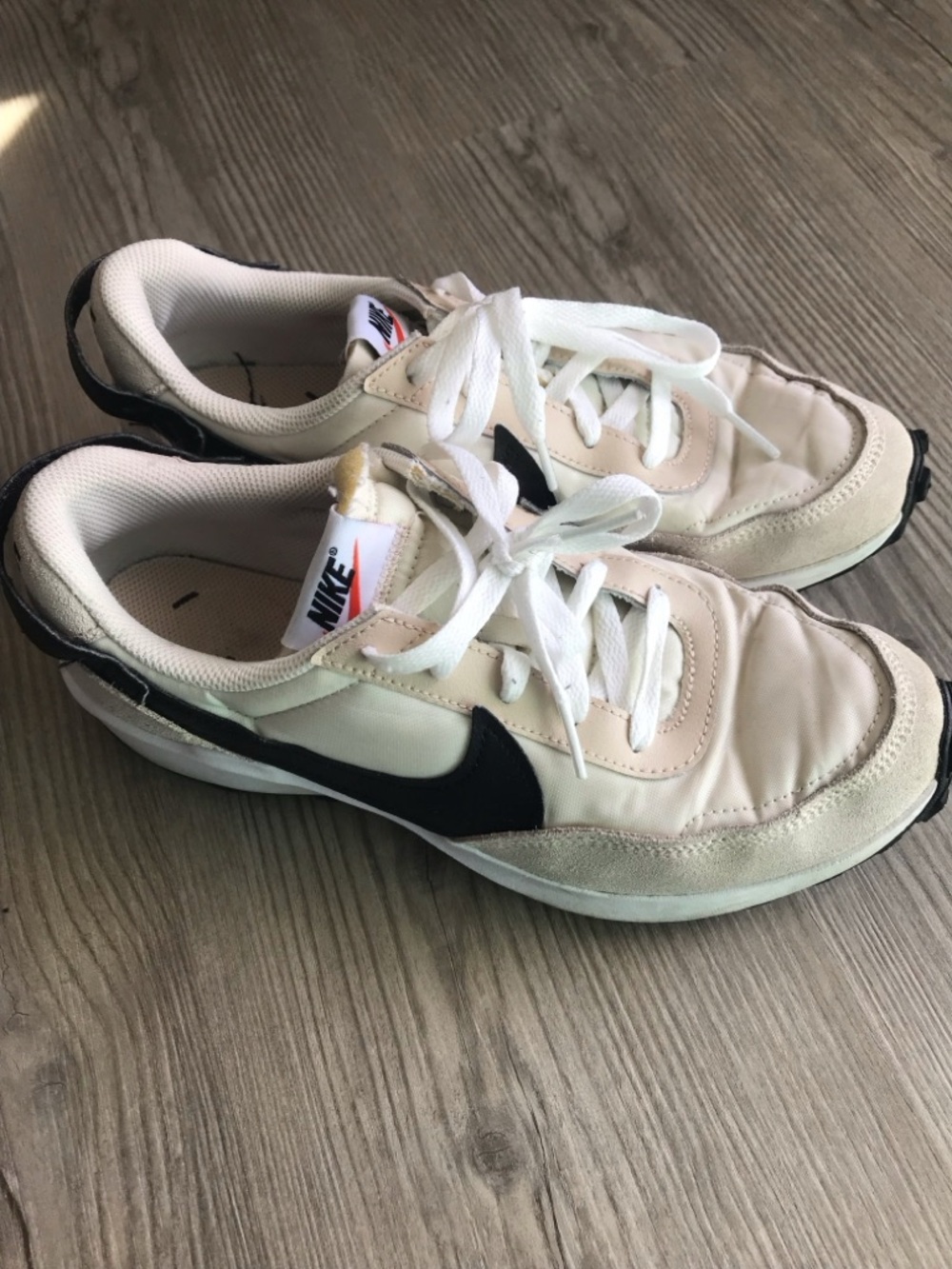 Nike Waffle Debut Sneakers - Picture 3 of 4